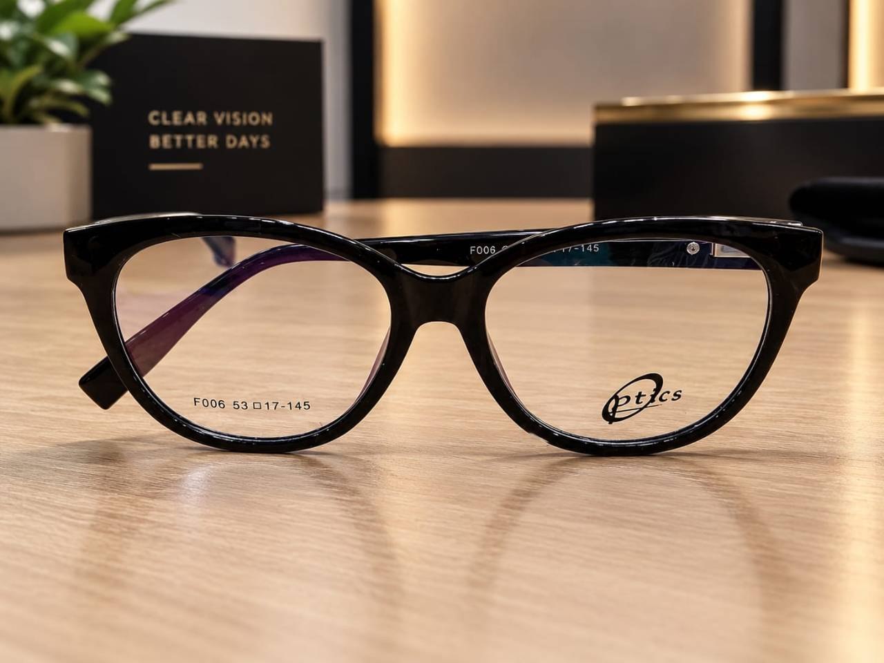 إطار عصري أنيق أسود وبنفسجي - Optics (F006)    — أسود