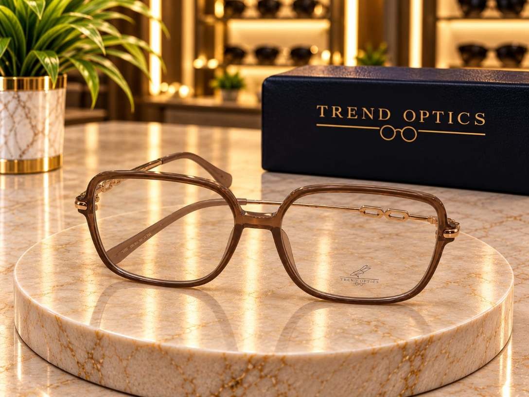تصميم بصرية أنيق بني شفاف مع ذراع ذهبي - TREND OPTICS    — أسود