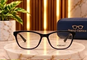 إطار كاجوال أسود Cat-Eye - VERDANT — أسود