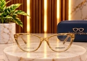 إطار كاجوال عسلي Cat-Eye - VERDANT — أسود